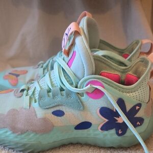 Adidas James Harden, Volume 5 Chapter 2, Colorful Basketball Sneakers
